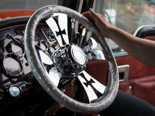 От чего возникают вибрации рулевого колеса