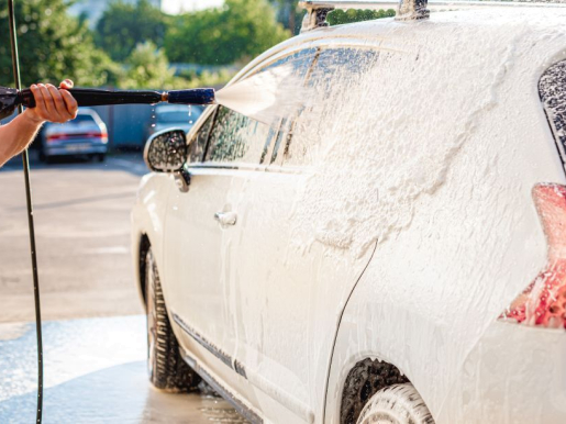 Активная пена для бесконтактной мойки машины: преимущества и применение