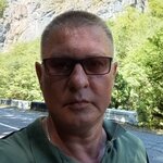 Олег Латыпов